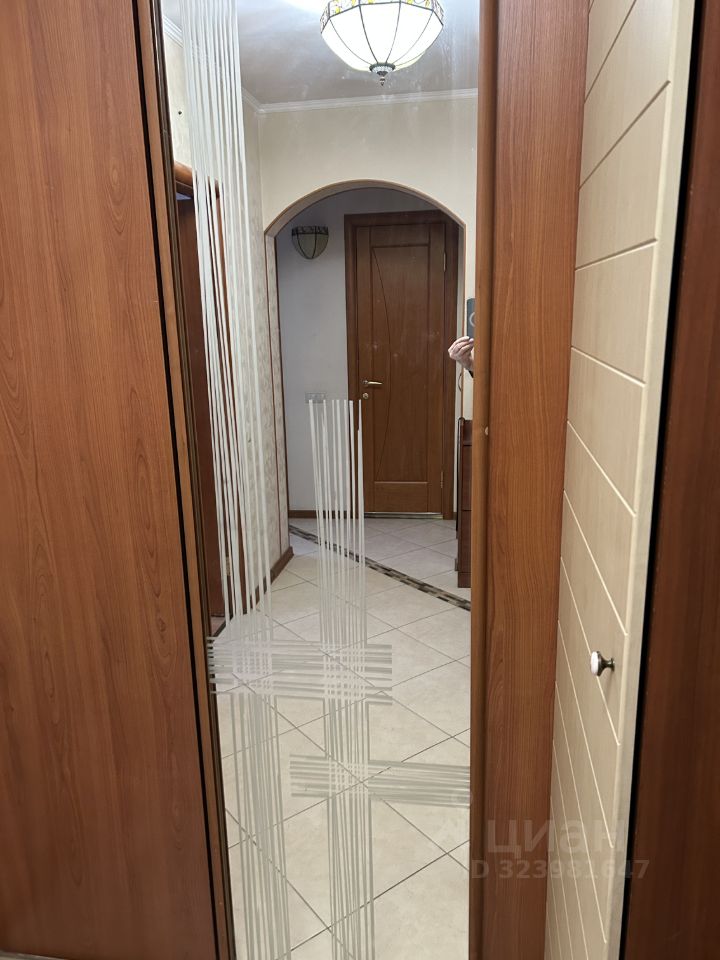 Аренда 1-комн квартиры на вторичном рынке Симферопольский бульвар, 24к4