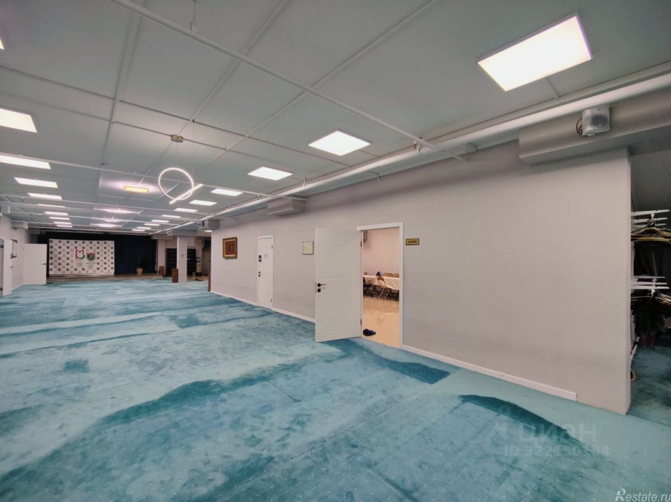 Продажа торгового помещения ул Адмирала Руднева,  д. 2