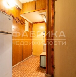 Продажа 2-комн квартиры на вторичном рынке Космонавтов пр-кт,  д. 19,  к. 3