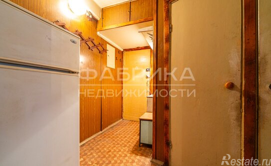 Продажа 2-комн квартиры на вторичном рынке Космонавтов пр-кт,  д. 19,  к. 3