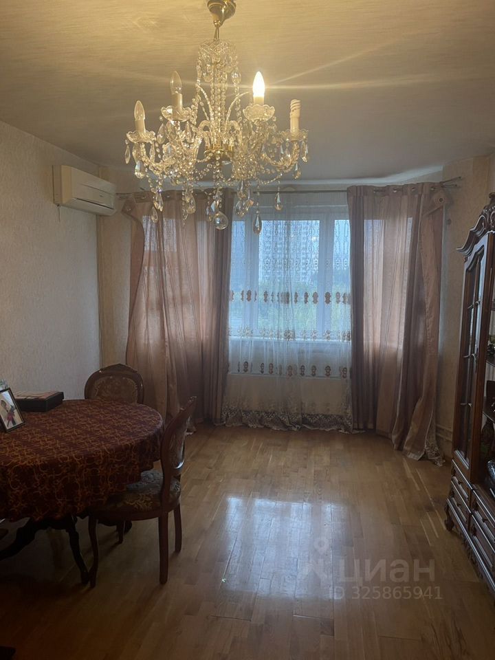 Аренда 2-комн квартиры на вторичном рынке улица Ивана Сусанина,  д. 6К4