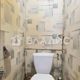 Продажа 2-комн квартиры на вторичном рынке Клинская улица,  д. 4 к1