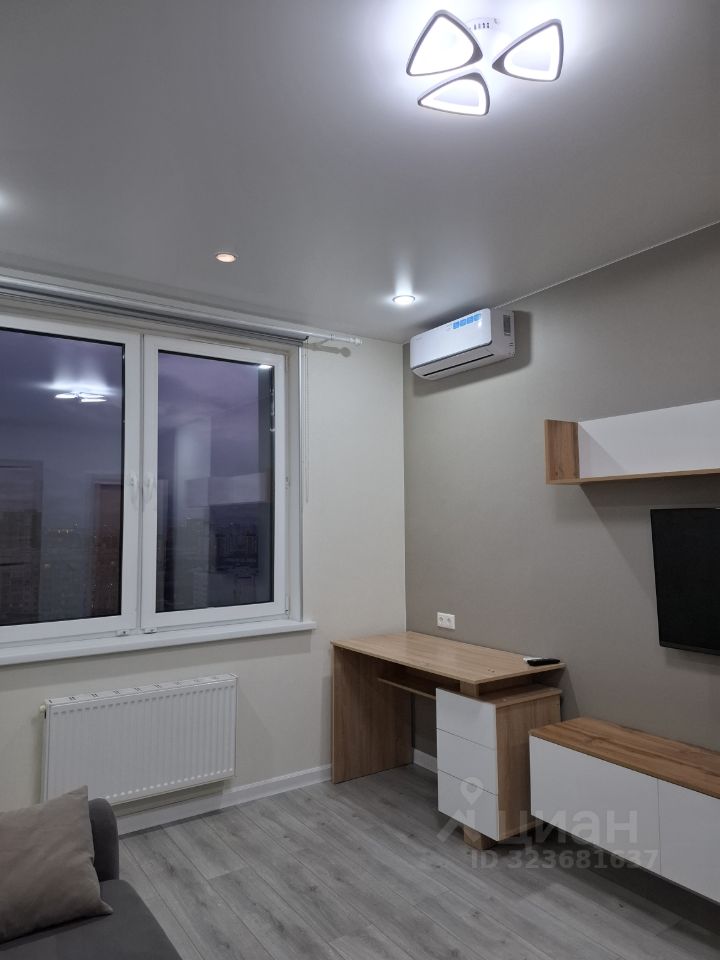 Продажа 1-комн квартиры на вторичном рынке Совхозная улица, 10Б