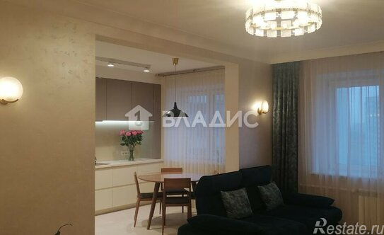 Продажа 3-комн квартиры на вторичном рынке Ольгино, улица Ляхова,  д. 5