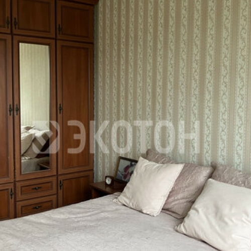 2-комн квартира Ветеранов пр-кт,  д. 1 к1