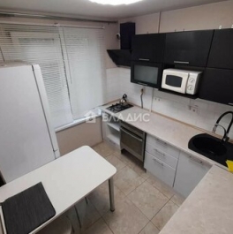 Продажа 1-комн квартиры на вторичном рынке улица Фомичёвой,  д. 16 к3