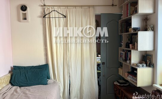 Продажа 2-комн квартиры на вторичном рынке Туристская улица,  д. 4 к4