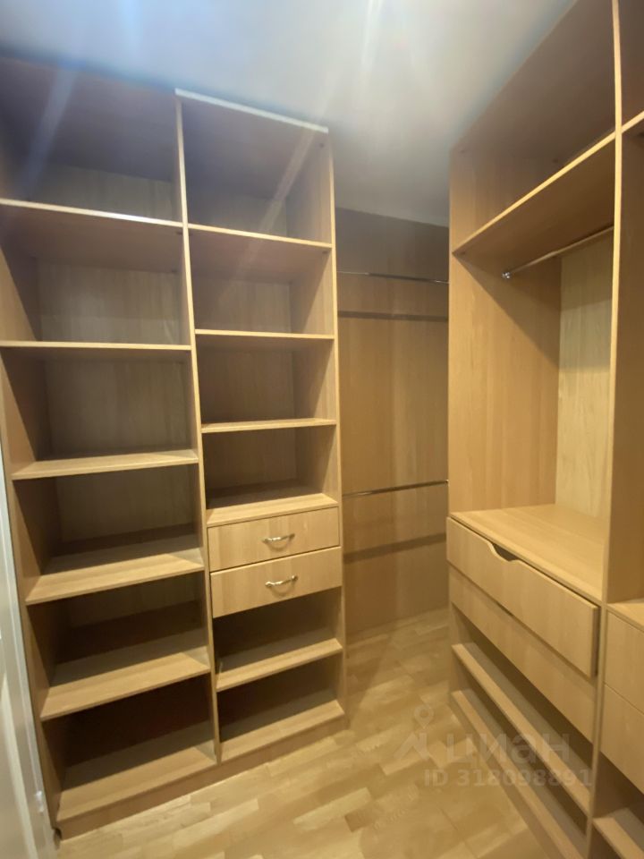 Продажа 3-комн квартиры на вторичном рынке д. Подолино, улица Солнечная, 5