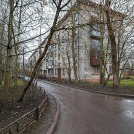 Продажа 1-комн квартиры на вторичном рынке ул Караваевская,  д. 41,  к. 1