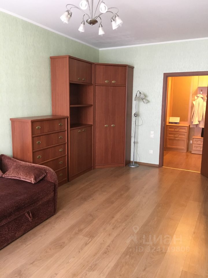 Аренда 2-комн квартиры на вторичном рынке проспект Науки, 17к6