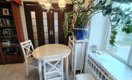 Продажа 2-комн квартиры на вторичном рынке Тореза пр-кт,  д. 100