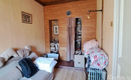 Продажа 5-комн квартиры на вторичном рынке Пудожская улица,  д. 5