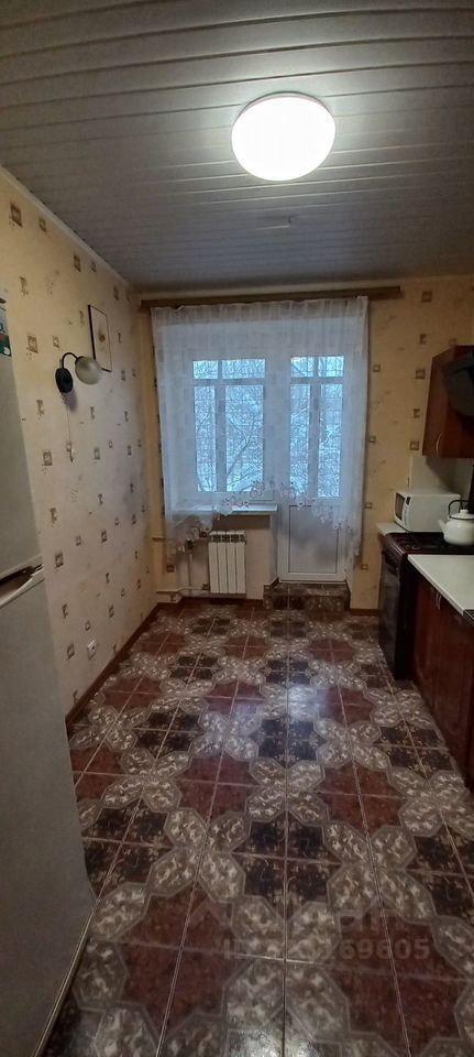 Продажа 3-комн квартиры на вторичном рынке Красное Село, Стрельнинское шоссе, 2