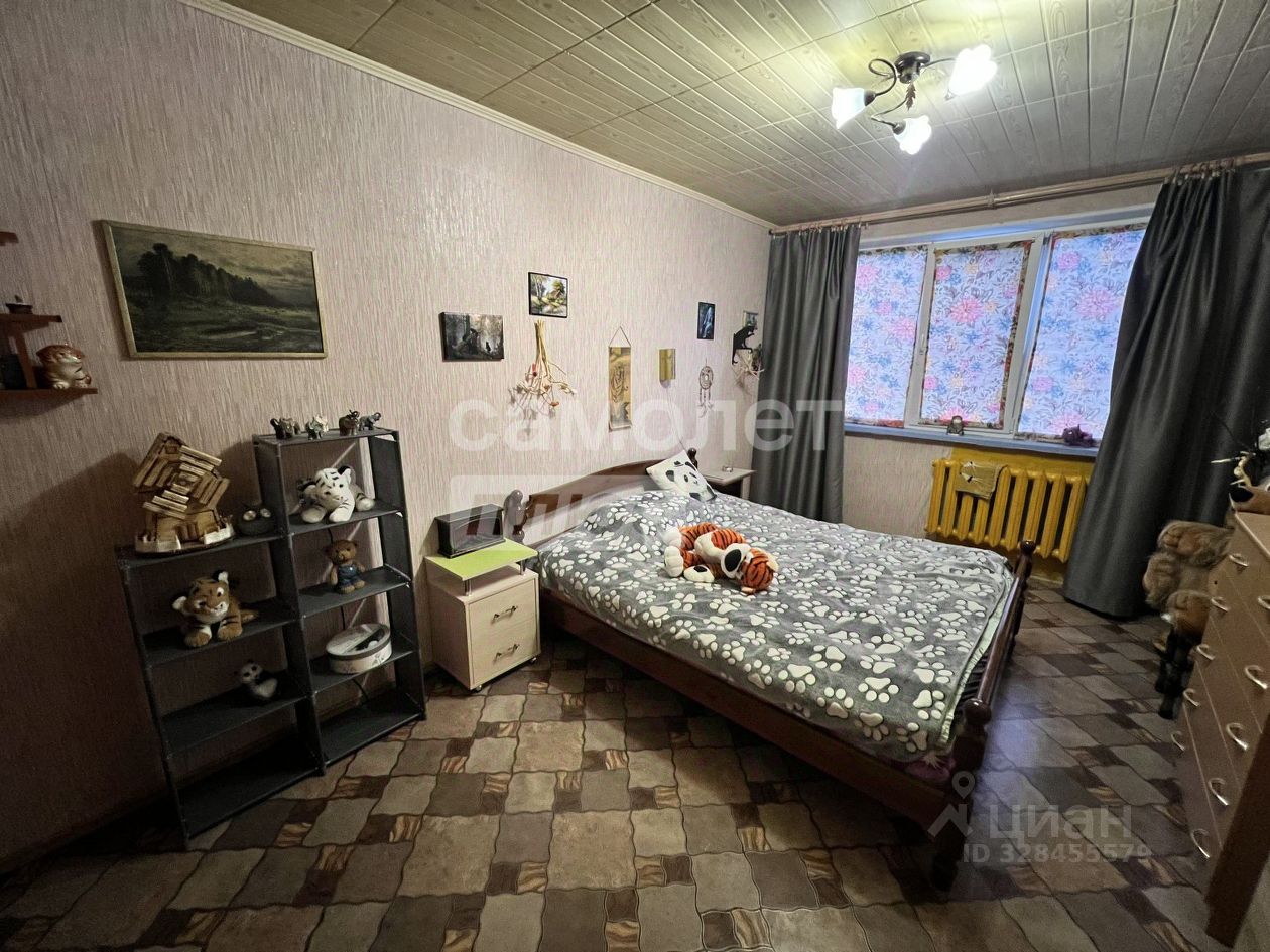 Продажа 2-комн квартиры на вторичном рынке пос. Ушаки, 8
