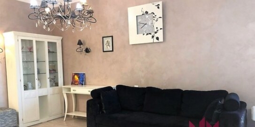 2-комн квартира Суворовская улица,  д. 10