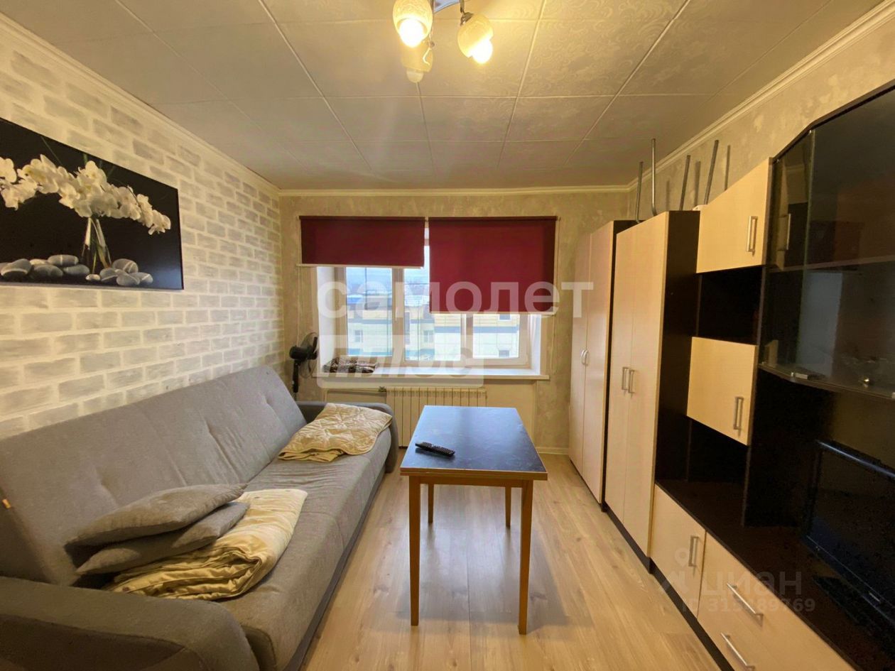 Продажа 1-комн квартиры на вторичном рынке Южный мкр, улица Ленина,  д. 25А