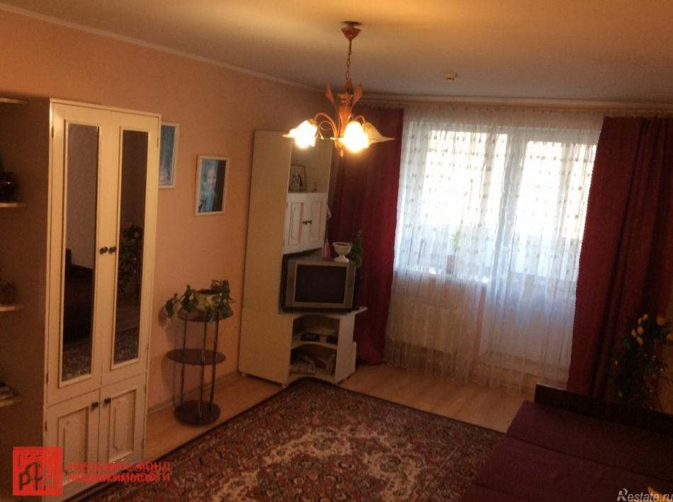 Продажа 1-комн квартиры на вторичном рынке Красное Село г., Красногородская ул. ,  д. 11,  к. 1