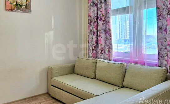 Продажа 1-комн квартиры на вторичном рынке Пейзажная улица,  д. 4 к1