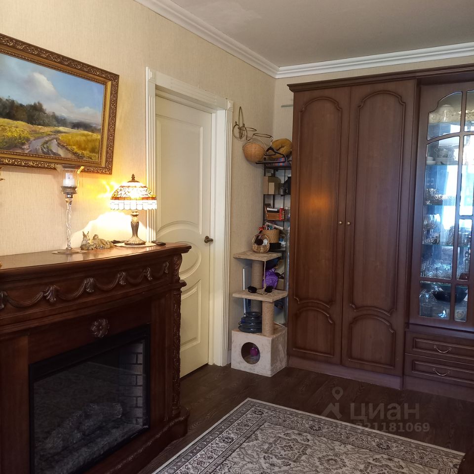 Продажа 4-комн квартиры на вторичном рынке Голубинская улица, 19