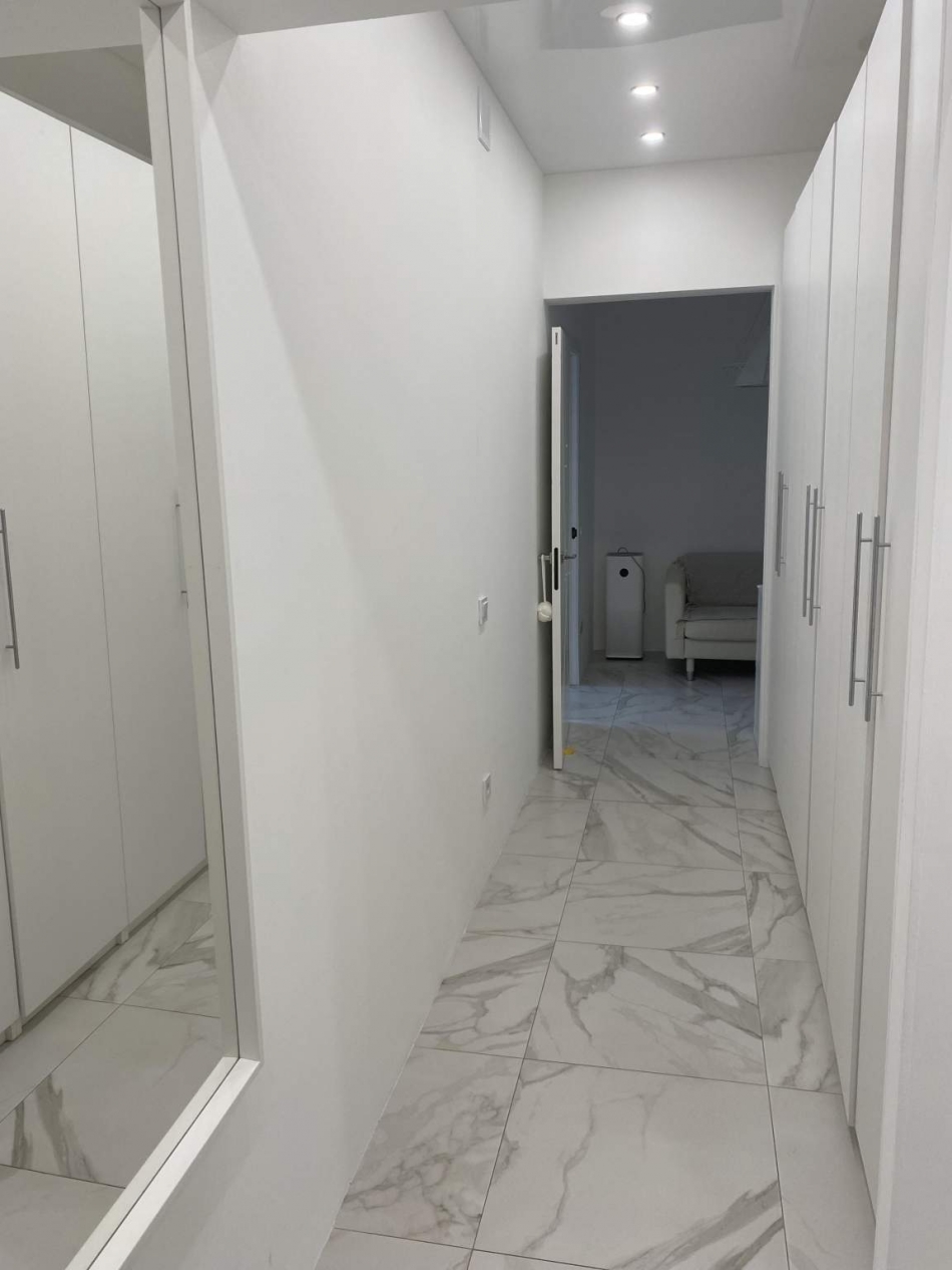 Продажа 3-комн квартиры на вторичном рынке Черёмушкинский проезд,  д. 3,  к. 1