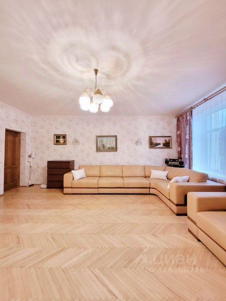 Продажа 3-комн квартиры на вторичном рынке улица Рентгена, 15/31