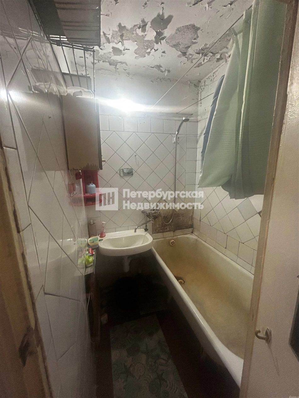 Продажа комнаты пр-кт Ветеранов, д 11 к А