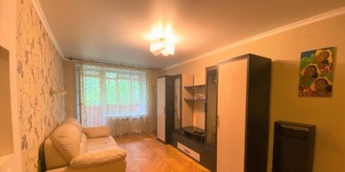 3-комн квартира ул Чугунные Ворота,  д. 17