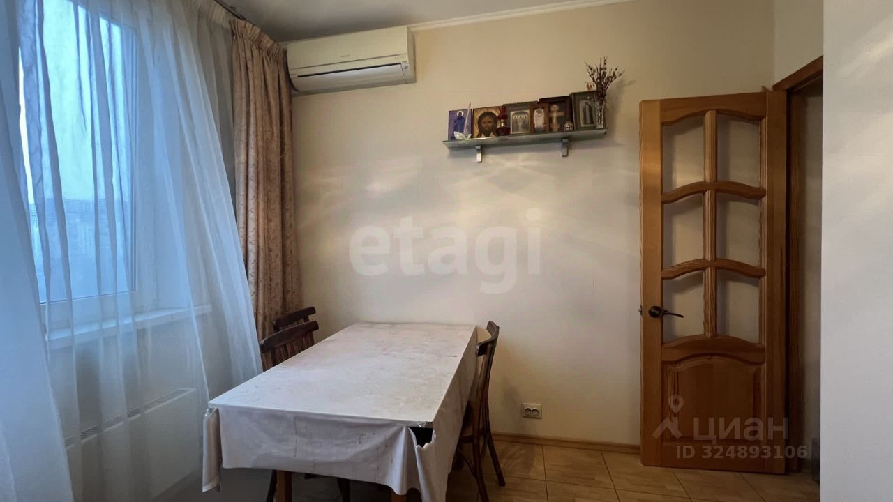 Продажа 2-комн квартиры на вторичном рынке Профсоюзная улица, 60