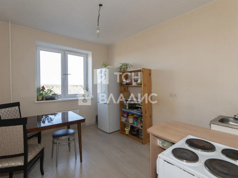 Продажа 2-комн квартиры на вторичном рынке Свердловский, Берёзовая улица,  д. 8