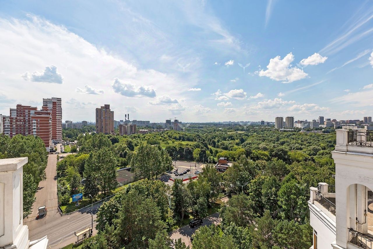 Продажа 6-комн квартиры на вторичном рынке Староволынская улица, 12к2