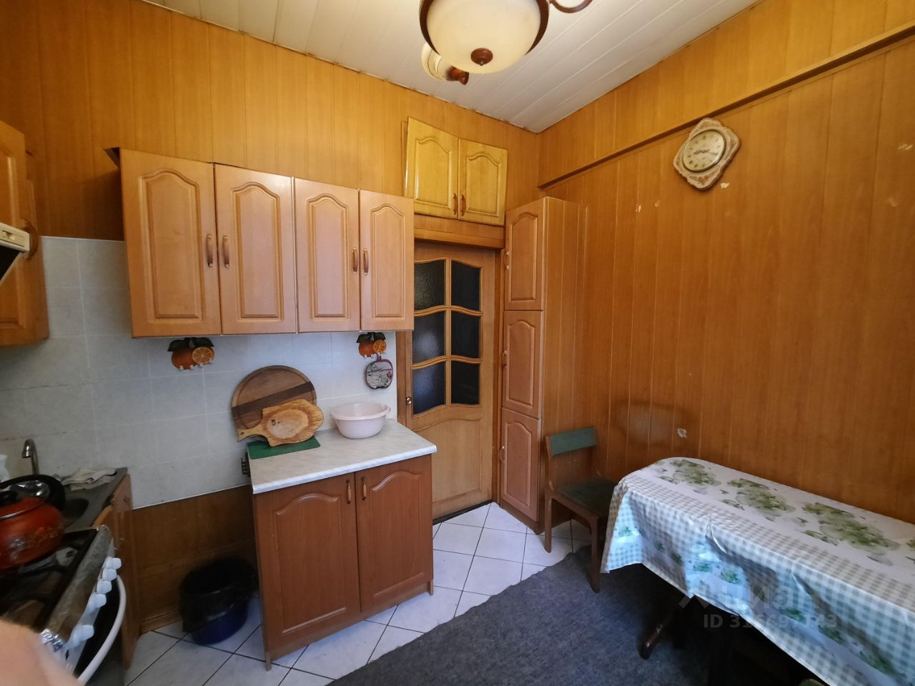 Продажа 3-комн квартиры на вторичном рынке Лечебная улица, 19