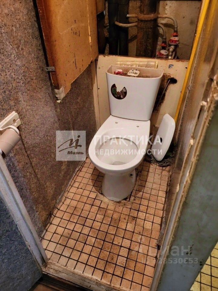 Продажа 3-комн квартиры на вторичном рынке улица Лавочкина,  д. 6К2