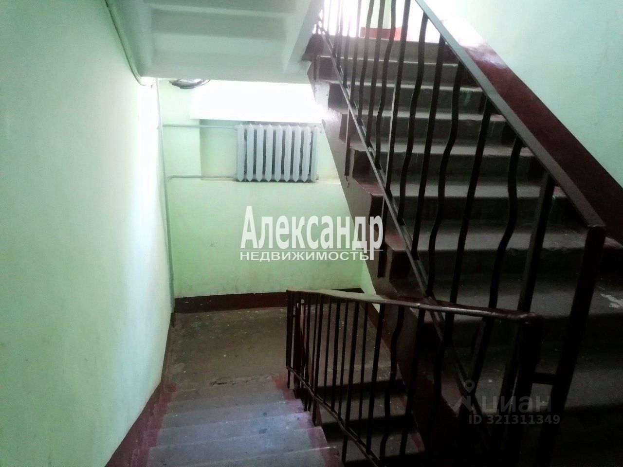 Продажа 3-комн квартиры на вторичном рынке Приозерск, улица Калинина, 25