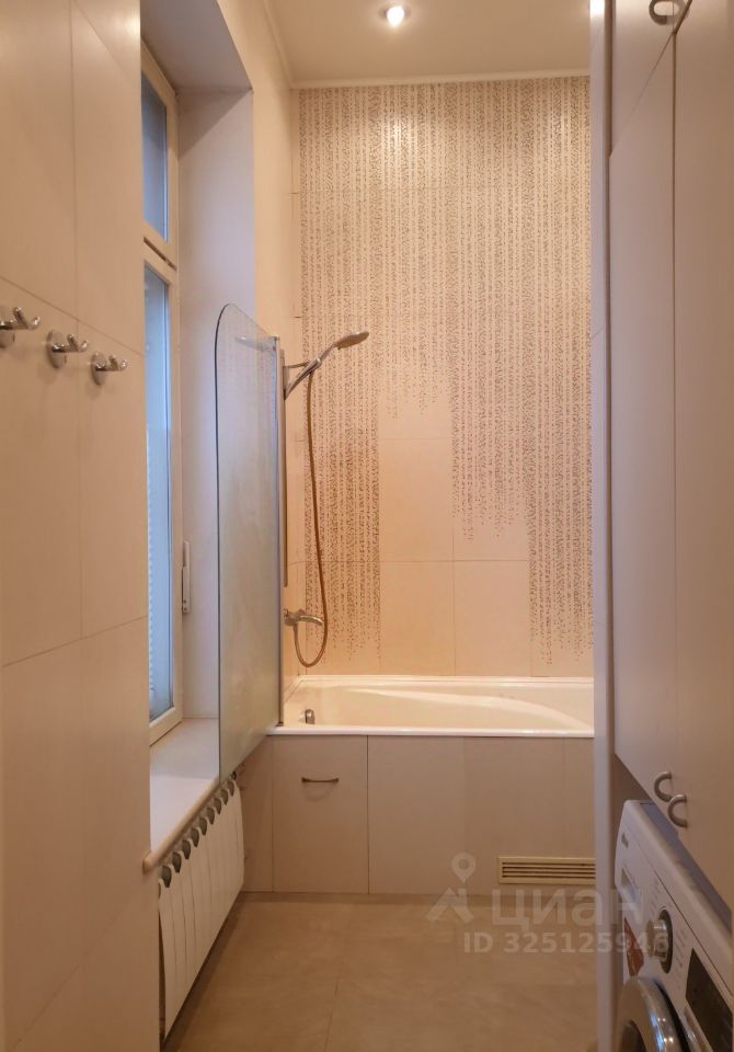Продажа 2-комн квартиры на вторичном рынке улица Союза печатников, 25а