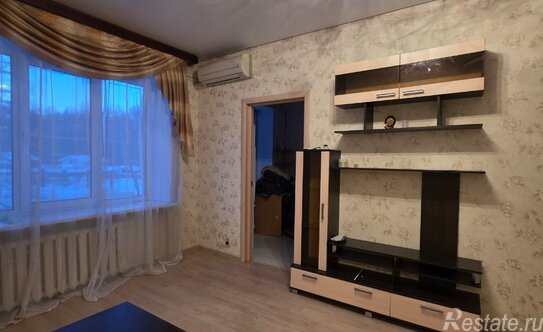 Продажа 2-комн квартиры на вторичном рынке Детская, Колхозная улица,  д. 35