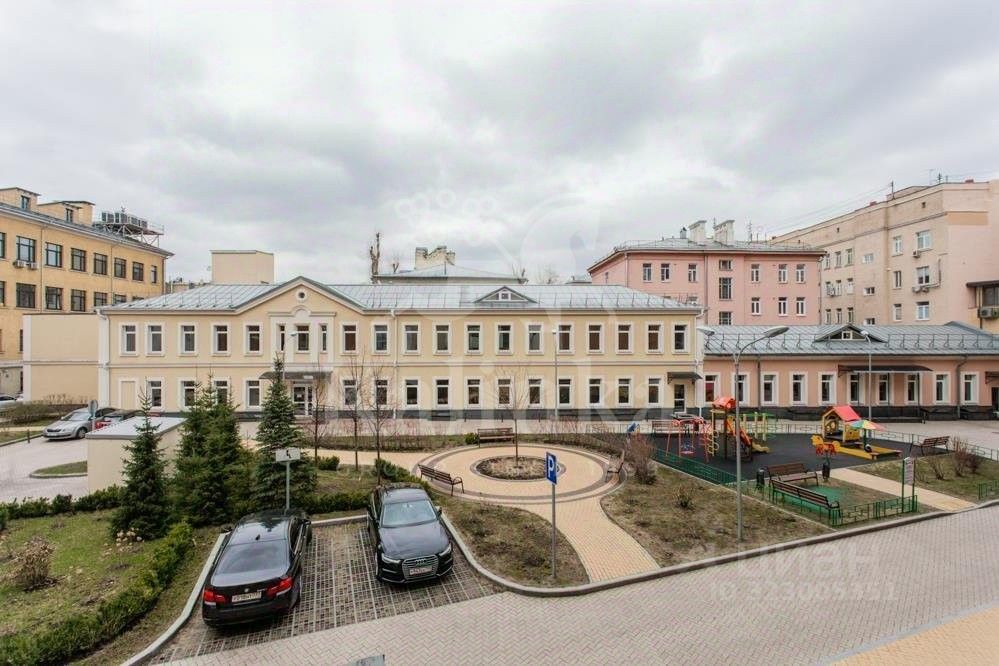 Продажа 5-комн квартиры на вторичном рынке Садовническая улица, 80