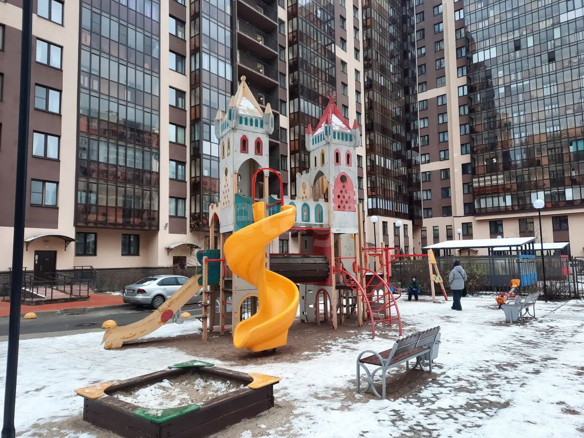 Продажа студии Мурино, бульвар Менделеева, 4