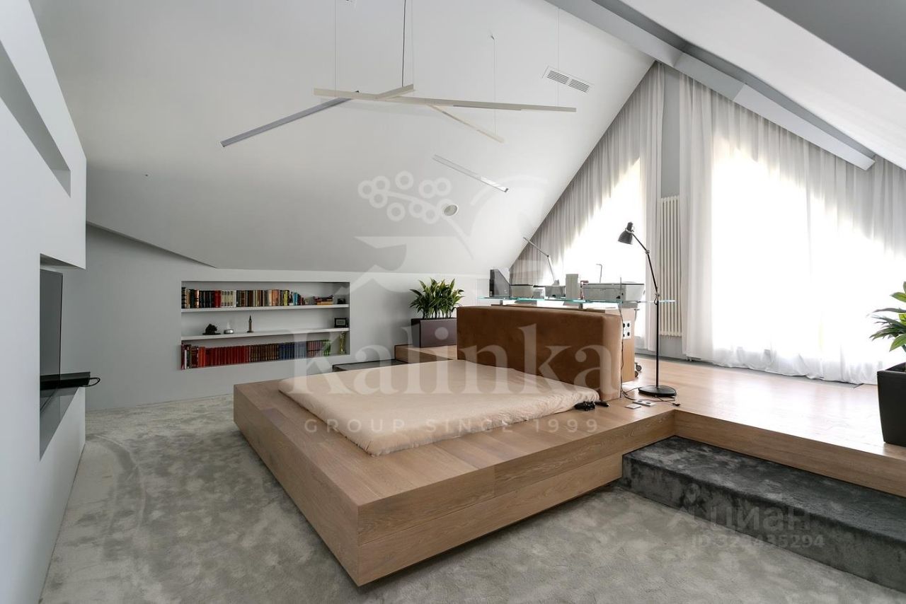 Продажа 3-комн квартиры на вторичном рынке д. Жуковка, 58