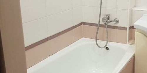 2-комн квартира улица Матроса Железняка, 57