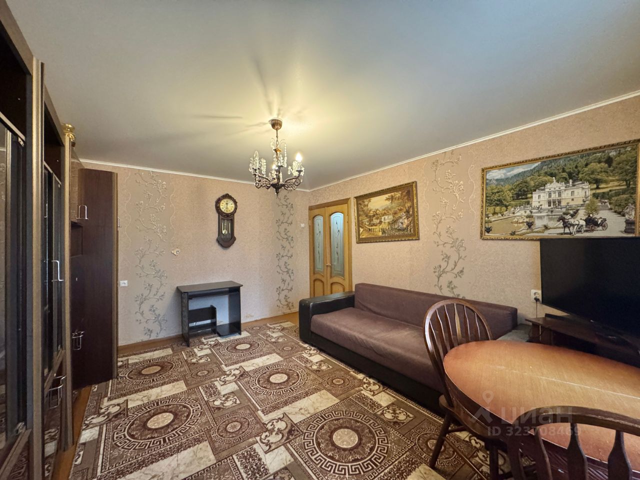 Продажа 3-комн квартиры на вторичном рынке Селятино пгт, улица Спортивная, 36