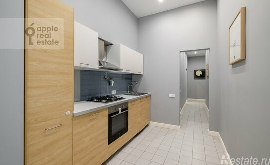 Аренда 4-комн квартиры на вторичном рынке Армянский переулок,  д. 7