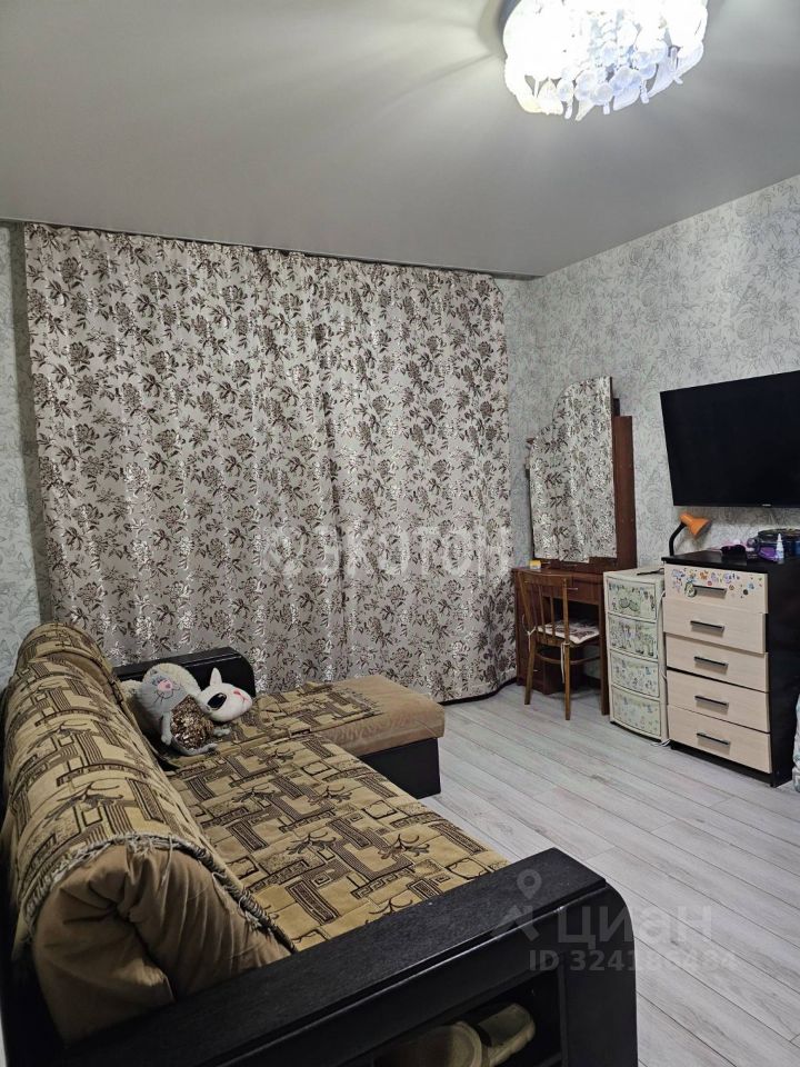 Продажа 1-комн квартиры на вторичном рынке проспект Славы, 10К3