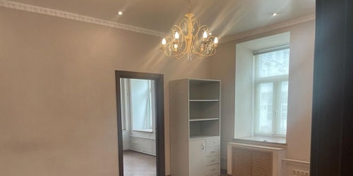 4-комн квартира Каретный Б. пер,  д. 6