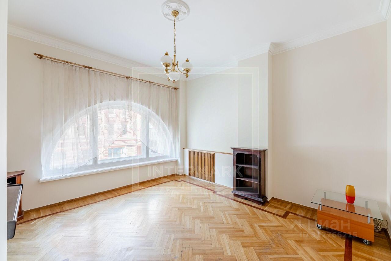 Продажа 3-комн квартиры на вторичном рынке улица Арбат, 45/24