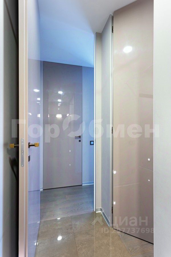 Продажа 3-комн квартиры на вторичном рынке Химки, улица Лавочкина, 25