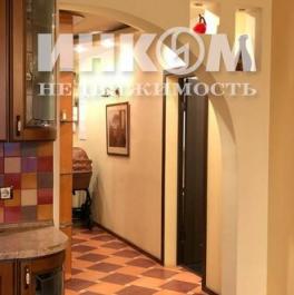 Продажа 2-комн квартиры на вторичном рынке Новомарьинская улица