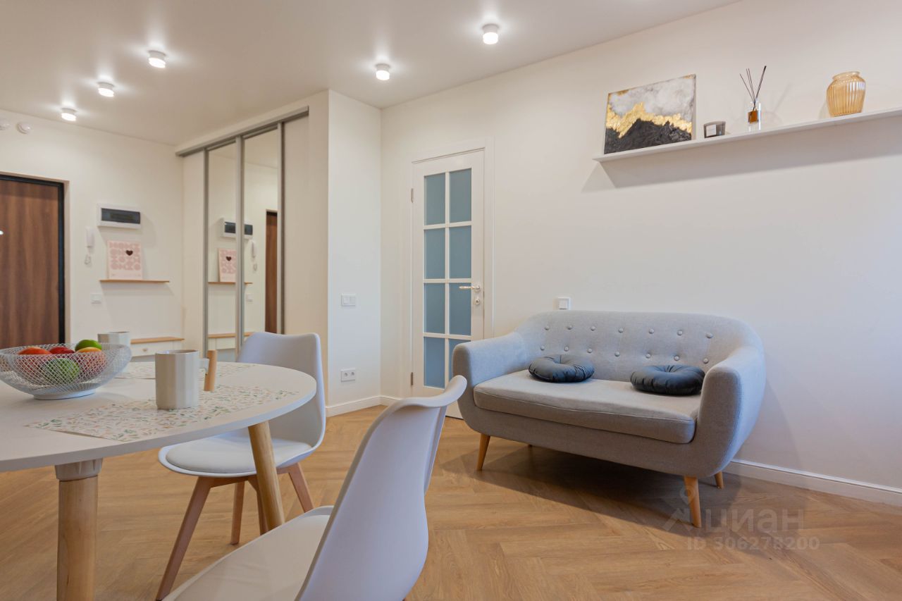 Аренда 2-комн квартиры на вторичном рынке Днепропетровская улица, 7