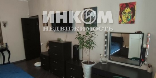 3-комн квартира улица Годовикова,  д. 5