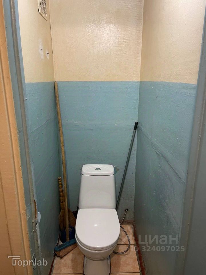 Продажа 2-комн квартиры на вторичном рынке проспект Большевиков, 71К2