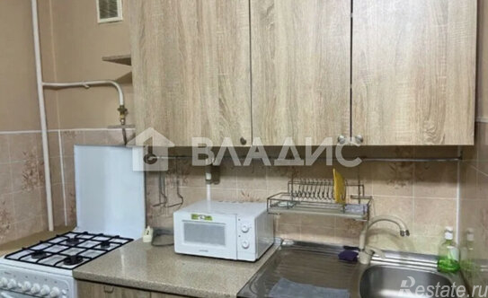 Продажа 1-комн квартиры на вторичном рынке Базовская улица,  д. 22В